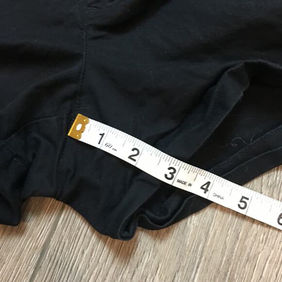 sHORTS - Picture 5 of 8